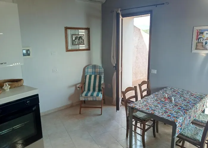 A Taverna Intru U Vicu Couette-café Belmonte Calabro