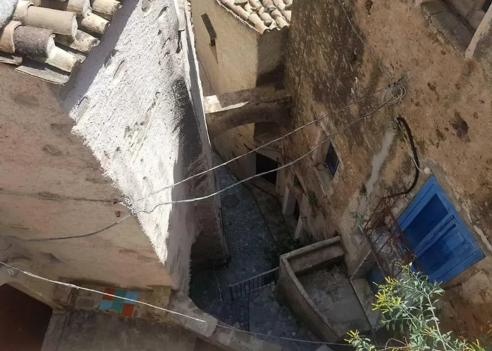 Couette-café A Taverna Intru U Vicu Belmonte Calabro