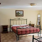 A Taverna Intru U Vicu Bed & Breakfast Belmonte Calabro