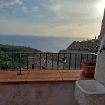 A Taverna Intru U Vicu ベルモンテ・カーラブロ