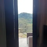 Oda ve Kahvaltı A Taverna Intru U Vicu 4*