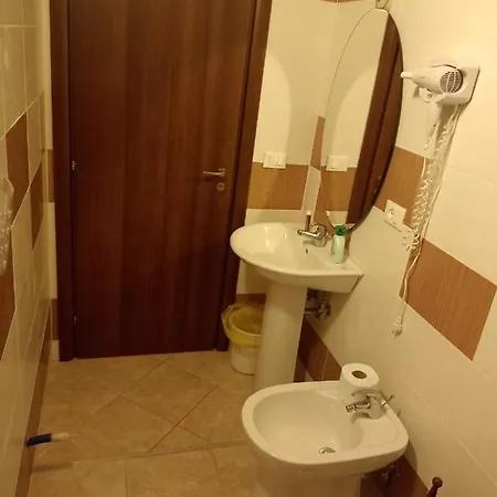 Bed & Breakfast A Taverna Intru U Vicu