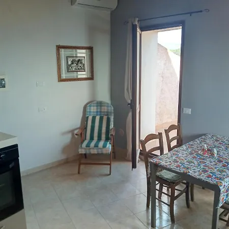 A Taverna Intru U Vicu Oda ve Kahvaltı Belmonte Calabro