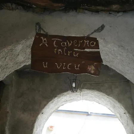 A Taverna Intru U Vicu *