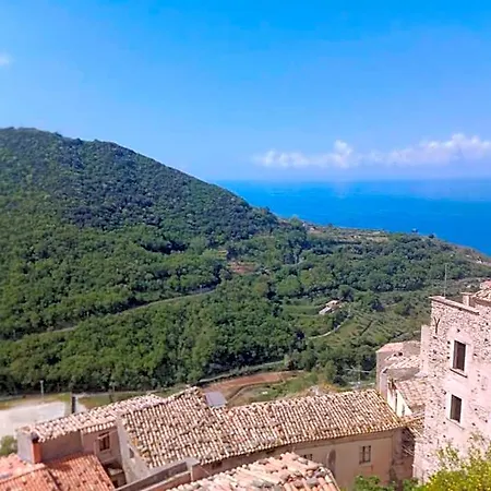 Bed and Breakfast A Taverna Intru U Vicu 4*