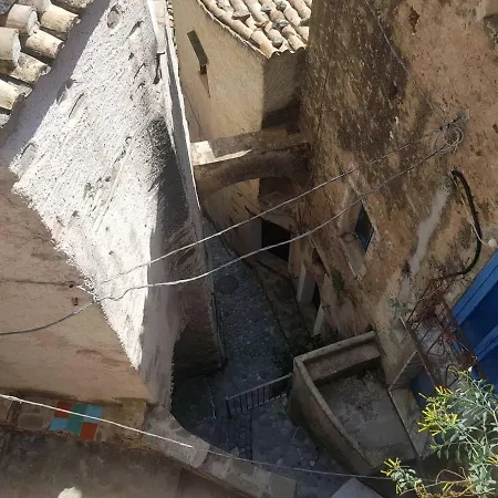 فندق مبيت وإفطار A Taverna Intru U Vicu بيلمونتي كالابرو