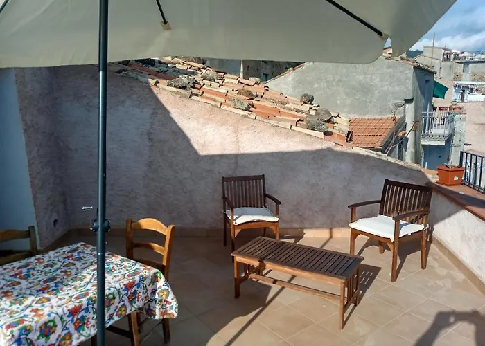 Bed & Breakfast A Taverna Intru U Vicu