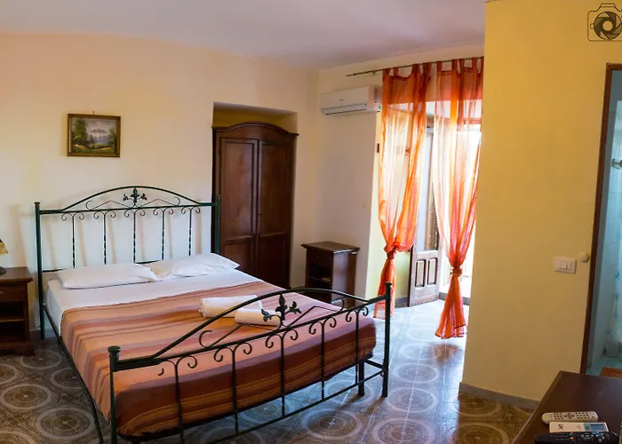 A Taverna Intru U Vicu Bed & Breakfast 4*