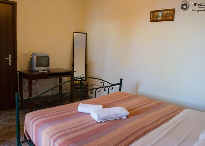 A Taverna Intru U Vicu Alojamento de Acomodação e Pequeno-almoço Belmonte Calabro