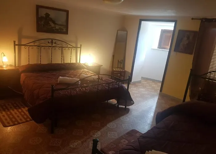 A Taverna Intru U Vicu Alojamento de Acomodação e Pequeno-almoço Belmonte Calabro