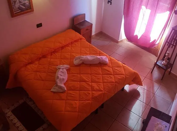 A Taverna Intru U Vicu Alojamento de Acomodação e Pequeno-almoço 4*